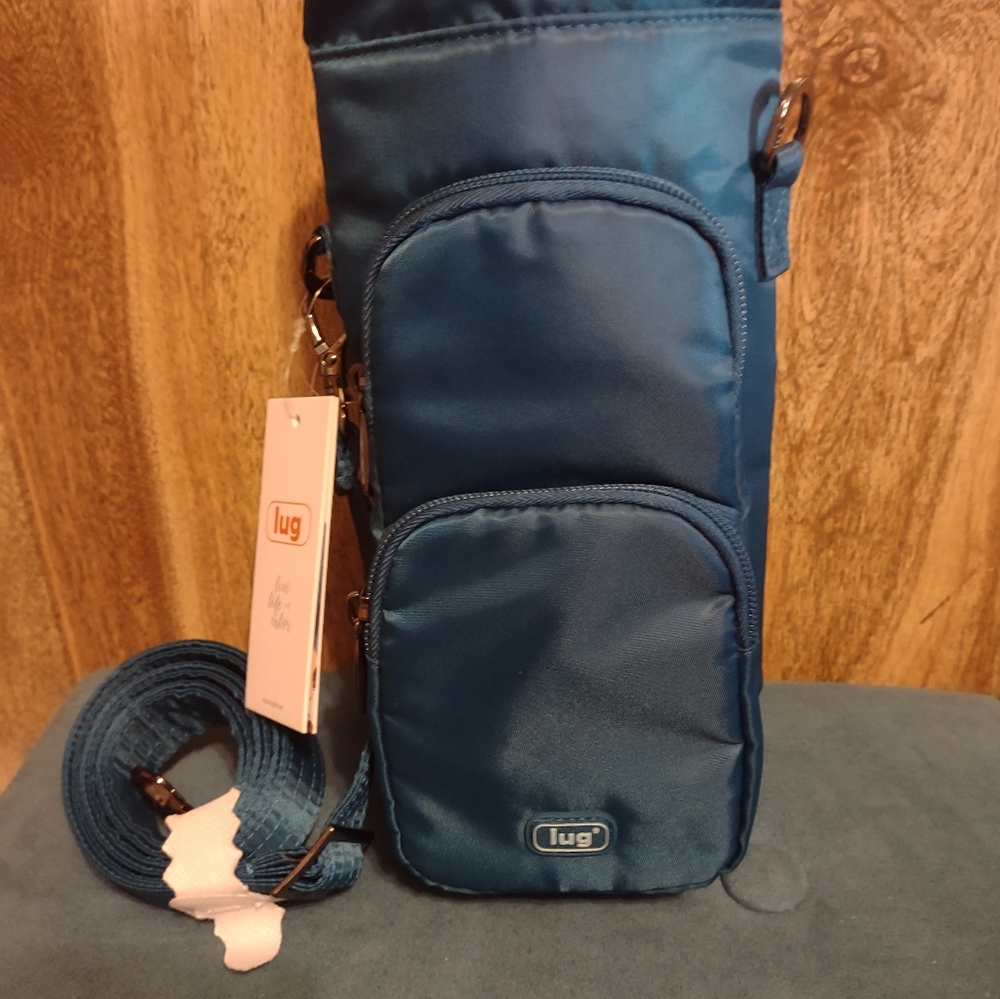 Lug Huggie in ocean blue